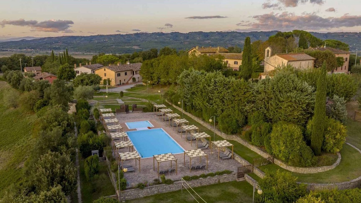 Citta della Pieve Apartment | Holiday apartment with garden and pool