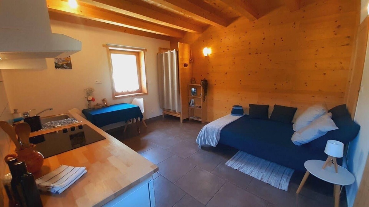 La Roche-de-Rame House | Holiday apartment La Roche de Rame for 1 - 3 persons - Holiday house