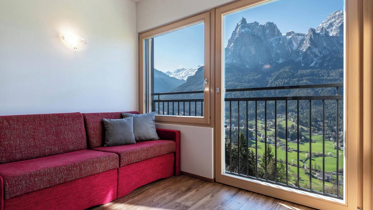 Castelrotto Apartment | Holiday Apartment 'Thusnelda A' with Mountain View, Balcony & Wi-Fi