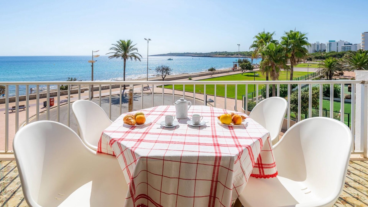 Sant Llorenc des Cardassar Apartment | Holiday Apartment Cala Nau Blau Turquesa with Sea View, Private Covered Terrace & Balcony