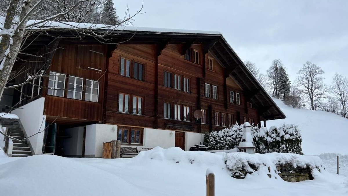 Reichenbach Other | Holiday apartment Schattenhalb for 1 - 5 persons with 1 bedroom - Farmhouse