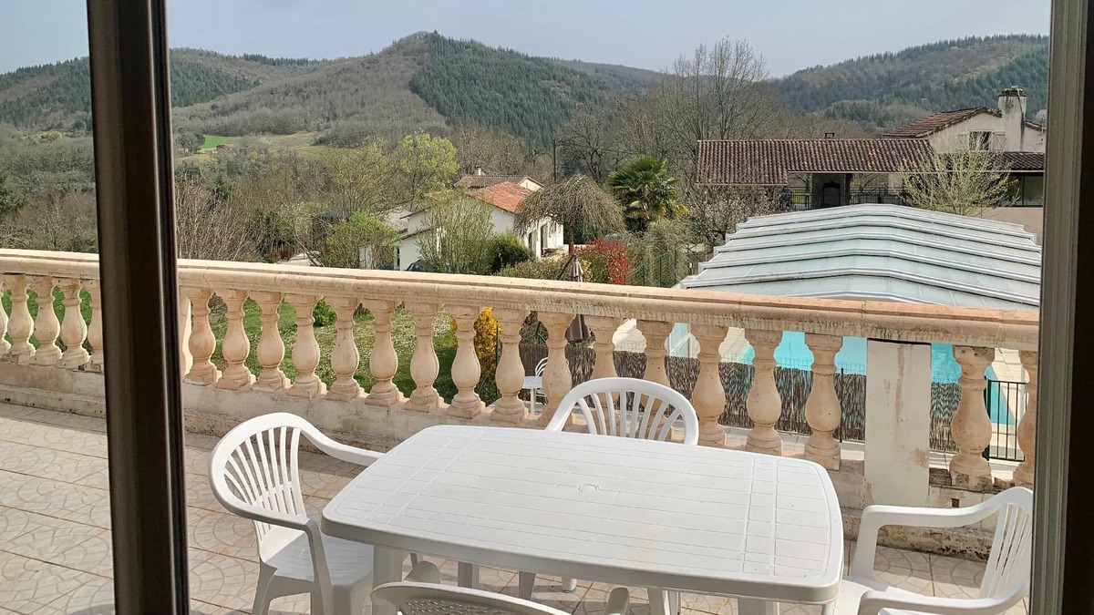 Saint-Gery Apartment | Holiday apartment Conduché for 1 - 7 persons with 2 bedrooms - Row house