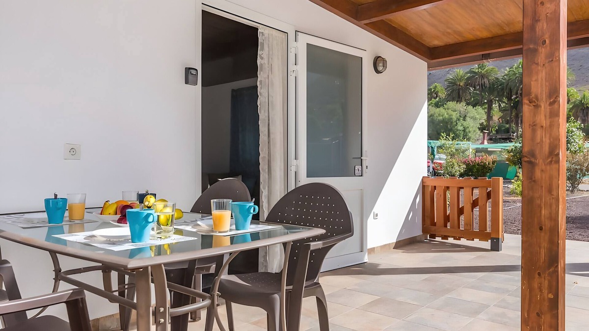 San Bartolome de Tirajana Apartment | Holiday Apartment 'Country House Near Fataga' with Balcony, Wi-Fi and Air Conditioning