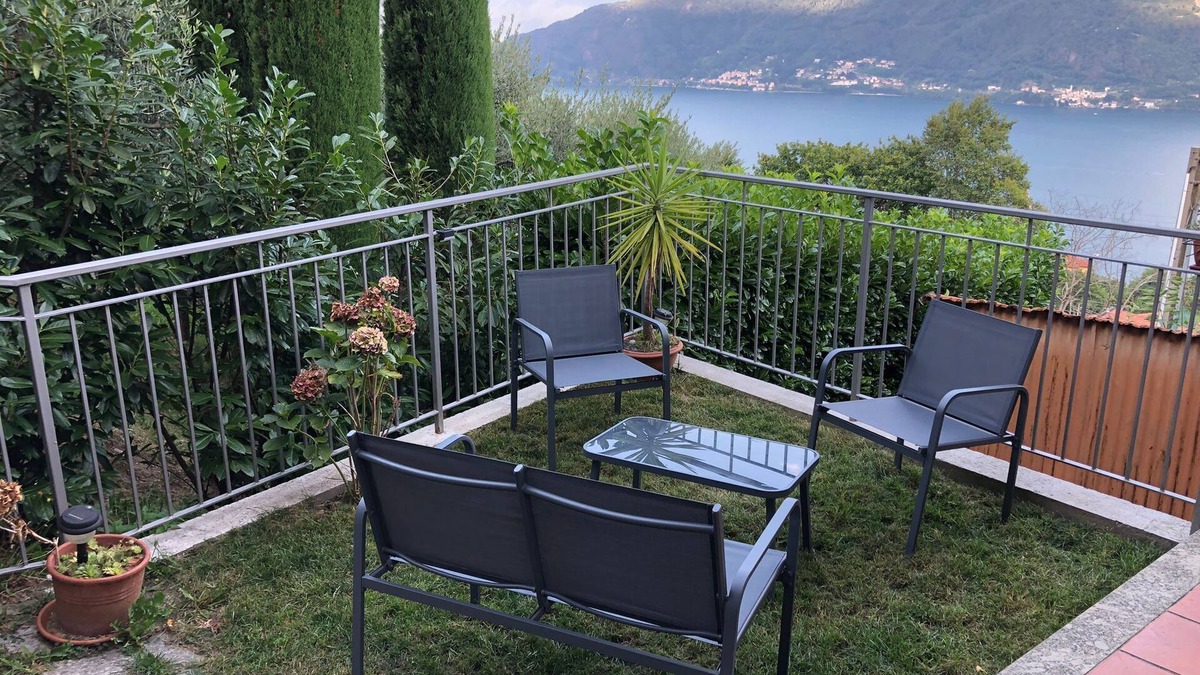 Vignola Apartment | Holiday apartment Cremia for 1 - 6 persons with 2 bedrooms - Multistorey holiday home/maisonette