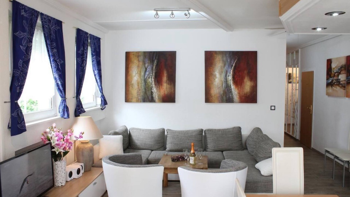 Daun Apartment | Holiday apartment Daun (Stadt) for 1 - 6 persons with 2 bedrooms - Holiday apartment