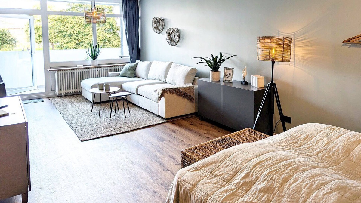 Heiligenhafen Apartment | Holiday Apartment 'Nautilus' with Shared Garden, Balcony and Wi-Fi