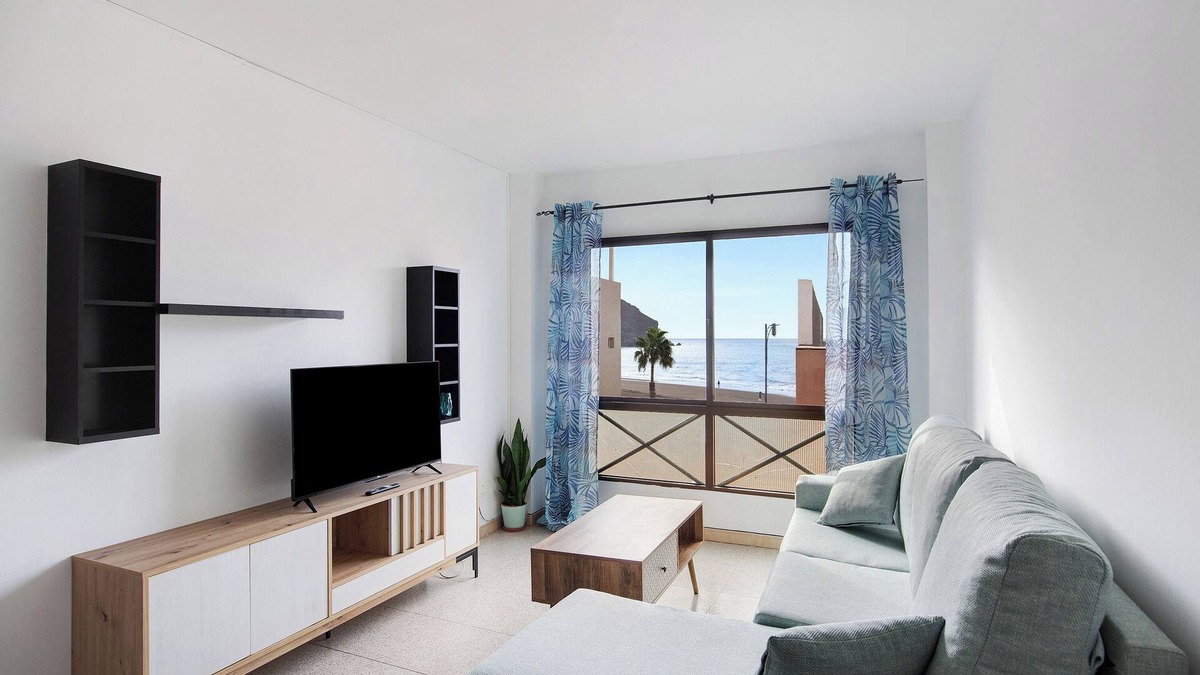 Gran Tarajal Apartment | Holiday Apartment "La Esperanza" with Sea View