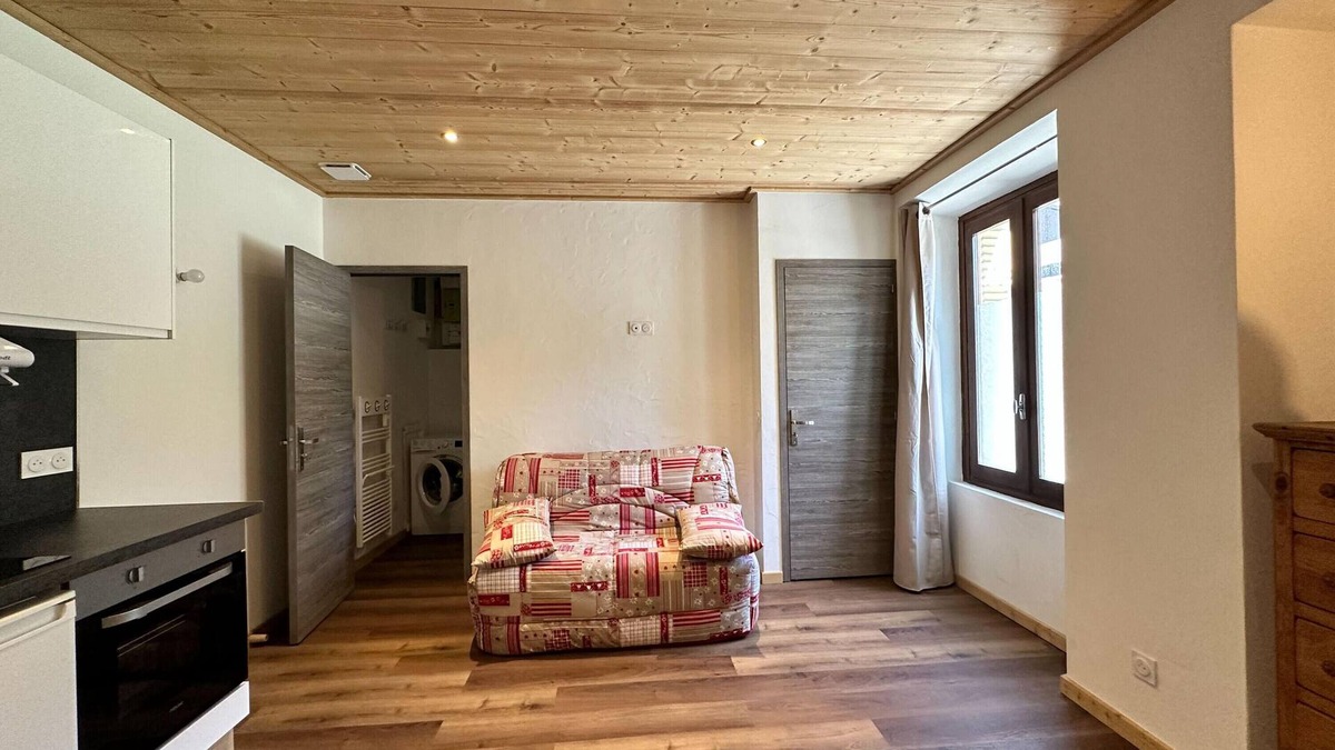 Seez Apartment | Holiday Apartment 'Fleur 6' in Séez