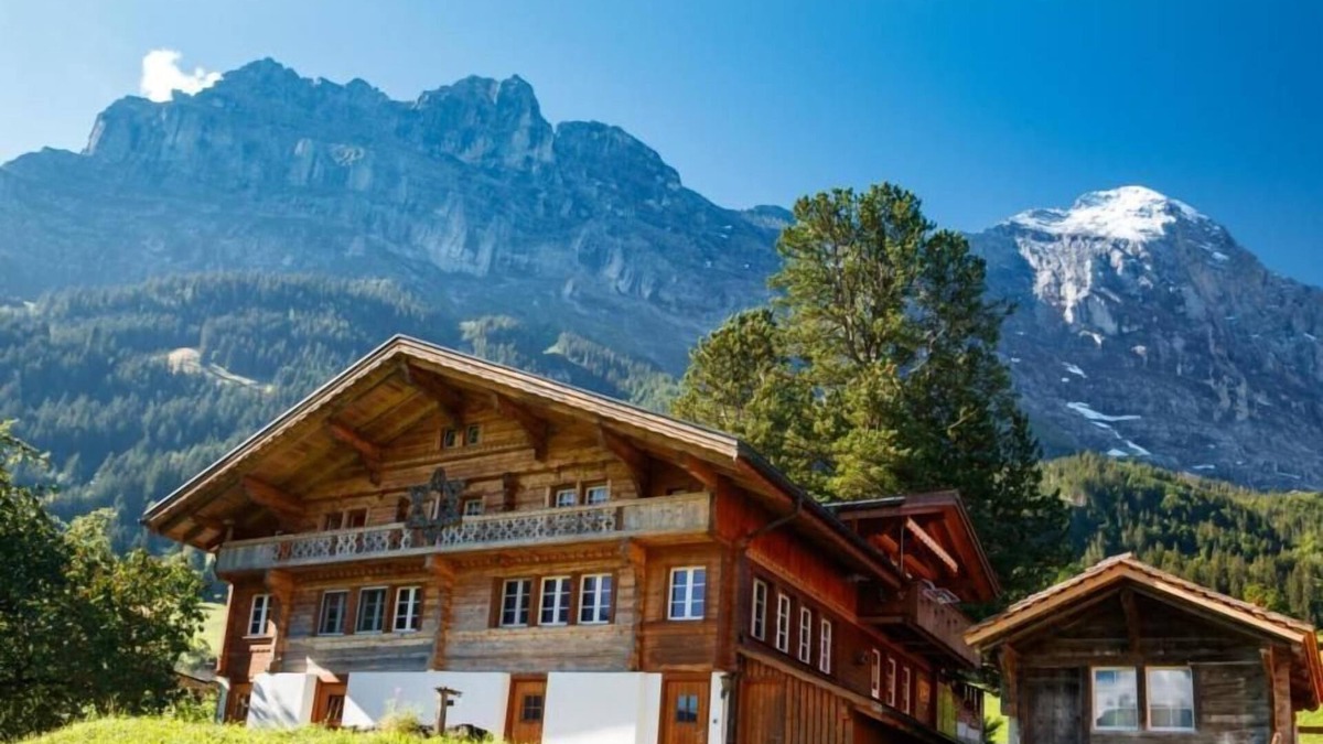 Grindelwald Ski Chalet | Holiday apartment Grindelwald for 1 - 7 persons with 2 bedrooms - Farmhouse
