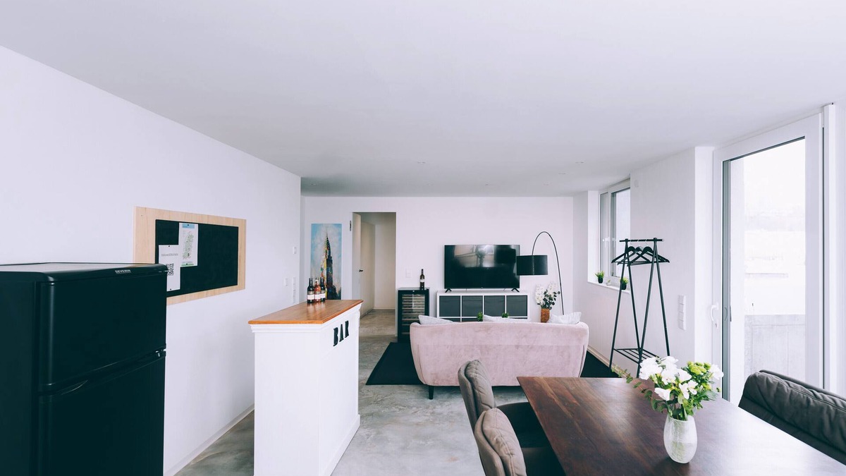 Ihringen Apartment | Holiday Apartment 'Haus im Weinland' with Private Terrace, Private Garden and Wi-Fi