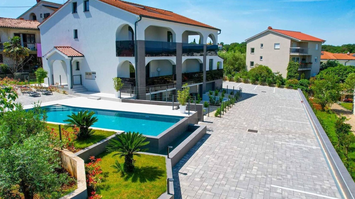 Zidarici Apartment | Holiday apartment III. in Villa Calma Apartments with shared Pool