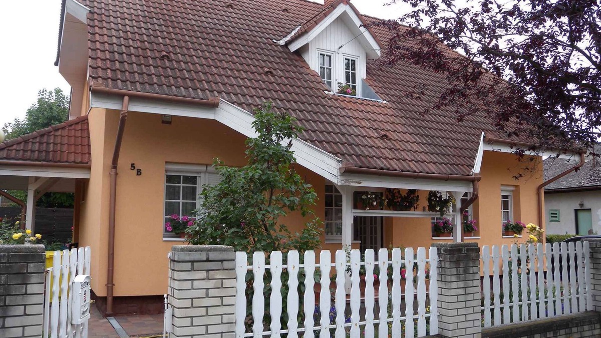 Balatonboglar Apartment | Holiday apartment only 150 m from the beach