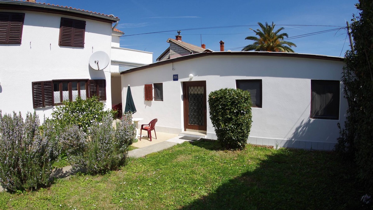 Premantura Apartment | Holiday apartment in Premantura, 500m from the sea, pet friendly