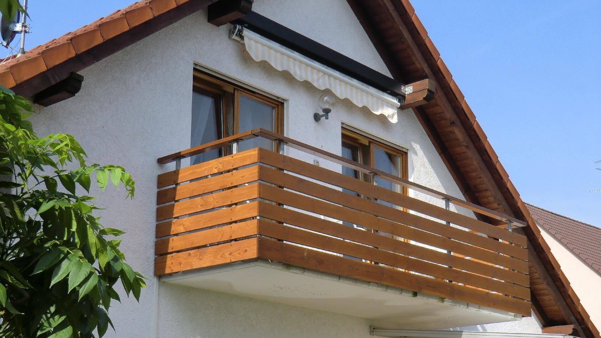 Maintal-Hochstadt House | Holiday Apartment in Maintal-Hochstadt with Private Parking