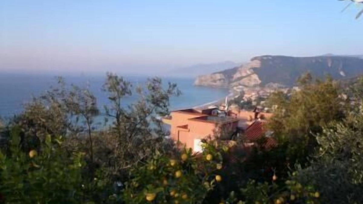 Finale Ligure Apartment | Holiday apartment Finale Ligure for 1 - 6 persons with 2 bedrooms - Holiday apartment in one or mult
