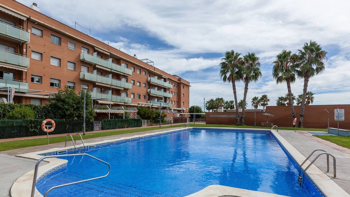 Cubelles Apartment | Holiday Apartment 'Les Gavines' with Sea View, Pool & Private Terrace