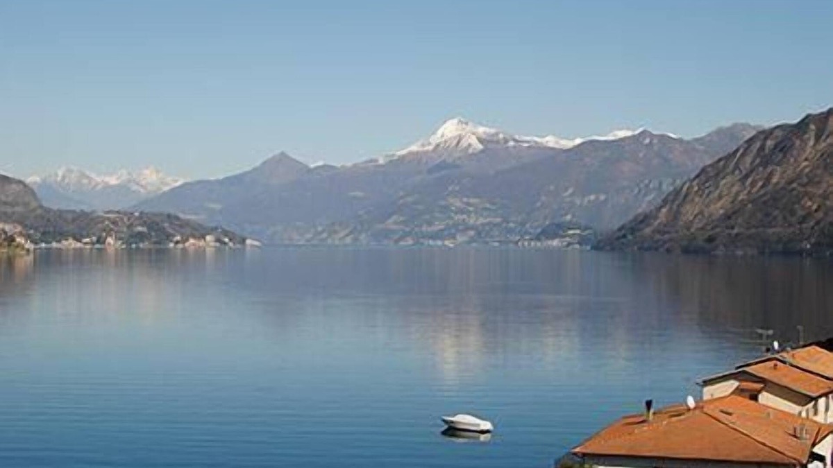 Lezzeno House | Holiday apartment Lezzeno for 1 - 9 persons with 3 bedrooms - Holiday house