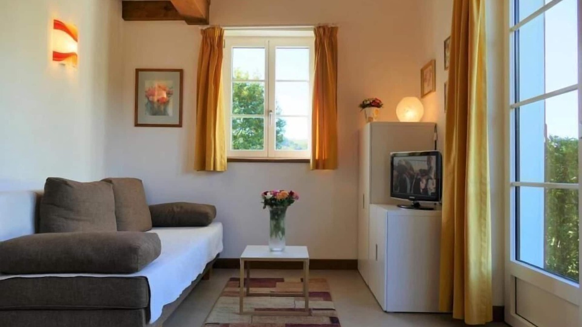 Louhossoa Apartment | Holiday apartment Louhossoa for 1 - 3 persons with 1 bedroom - Casa Rural