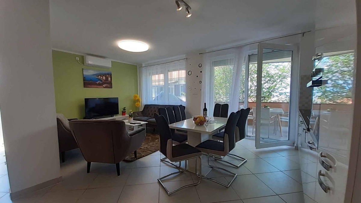 Milcetici Apartment | Holiday apartment mit Whirlpool