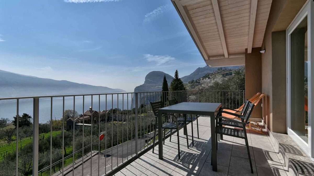 Pieve Apartment | Holiday apartment mit Balkon
