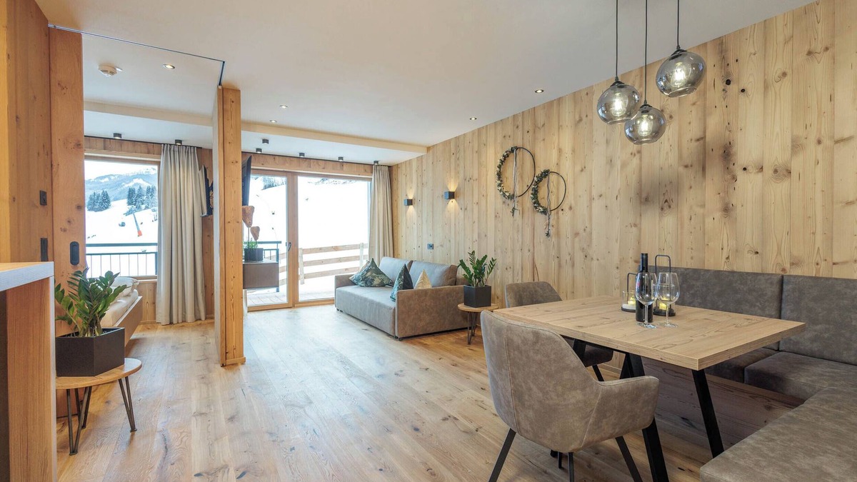 Grossarl Apartment | Holiday Apartment 'Mountain Suite Nr°102' with Mountain View, Balcony and Wi-Fi