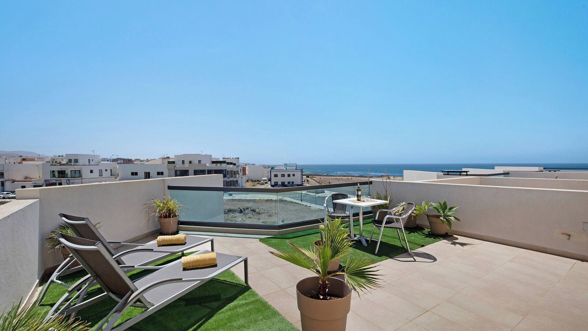El Cotillo Apartment | Holiday Apartment "Nautilus Sea View" near Beach with Pool & Wi-Fi