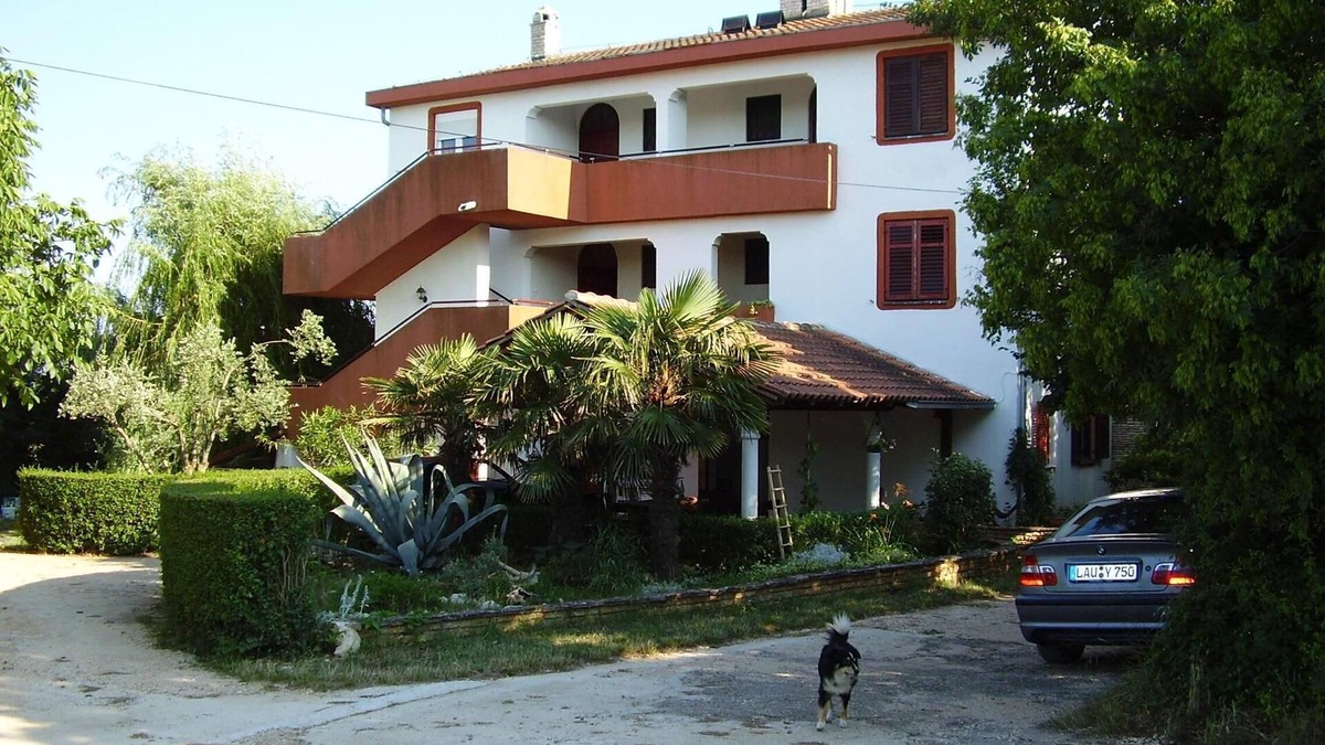 Liznjan Apartment | holiday apartment, near the beach, air condition, animals welcome