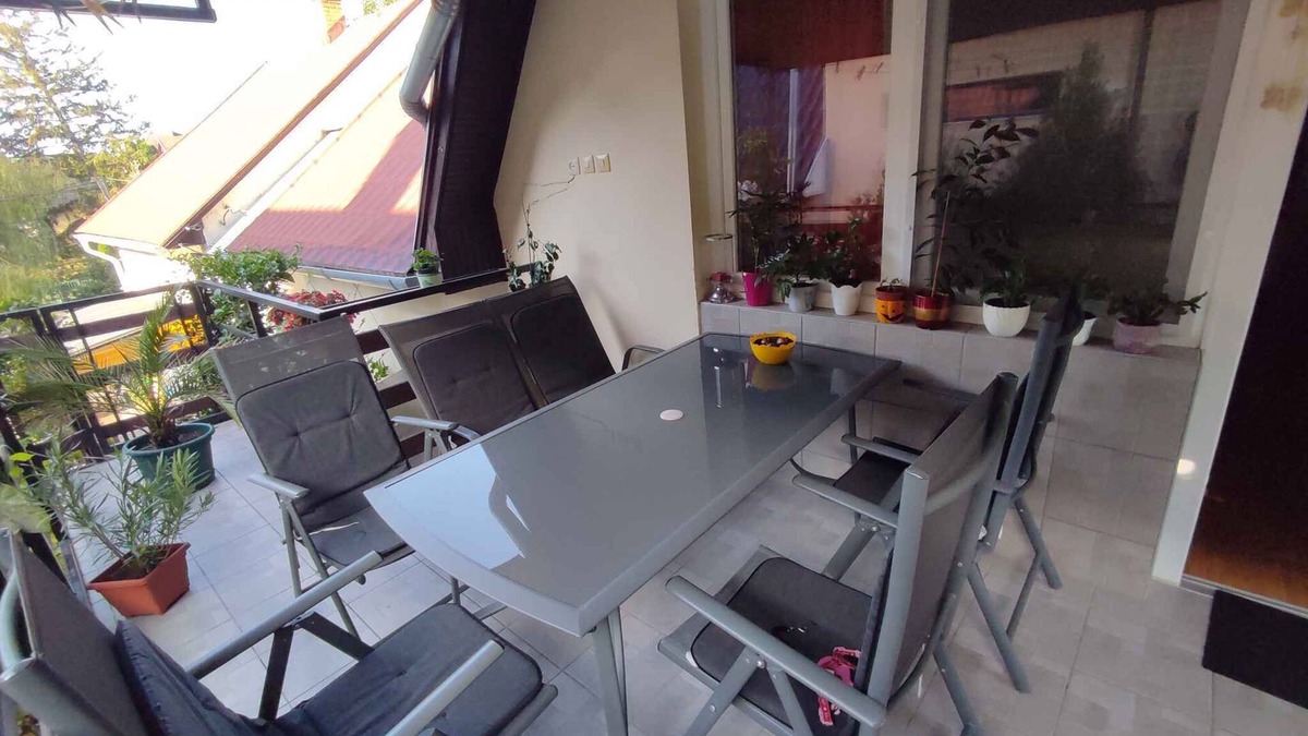 Siofok Apartment | Holiday apartment near the beach with large terrace and air conditioning