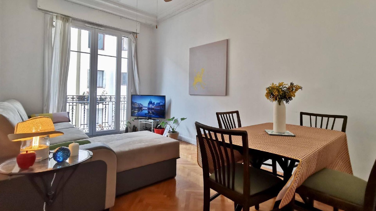 Vernier Apartment | Holiday apartment Nice for 1 - 5 persons with 2 bedrooms - Holiday apartment in one or multi-family
