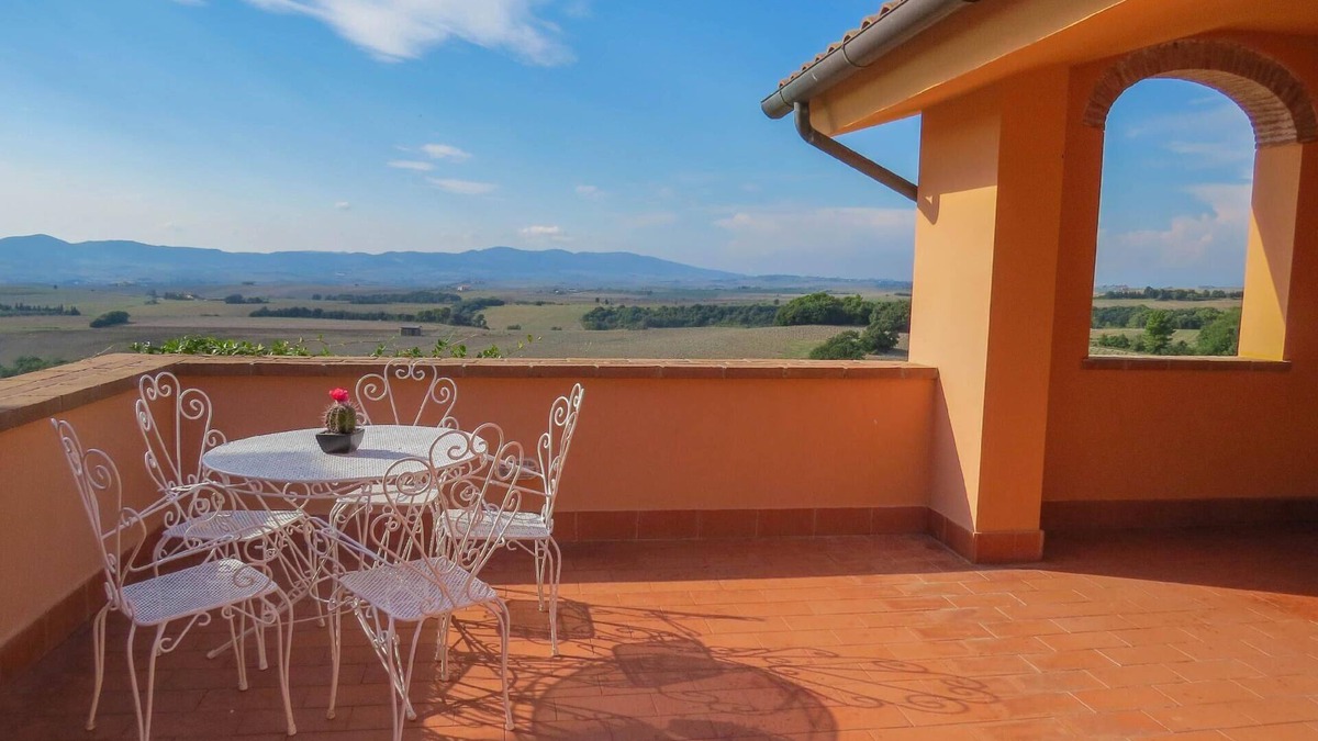 Pomaia Apartment | Holiday apartment Pomaia for 1 - 5 persons with 2 bedrooms - Holiday apartment