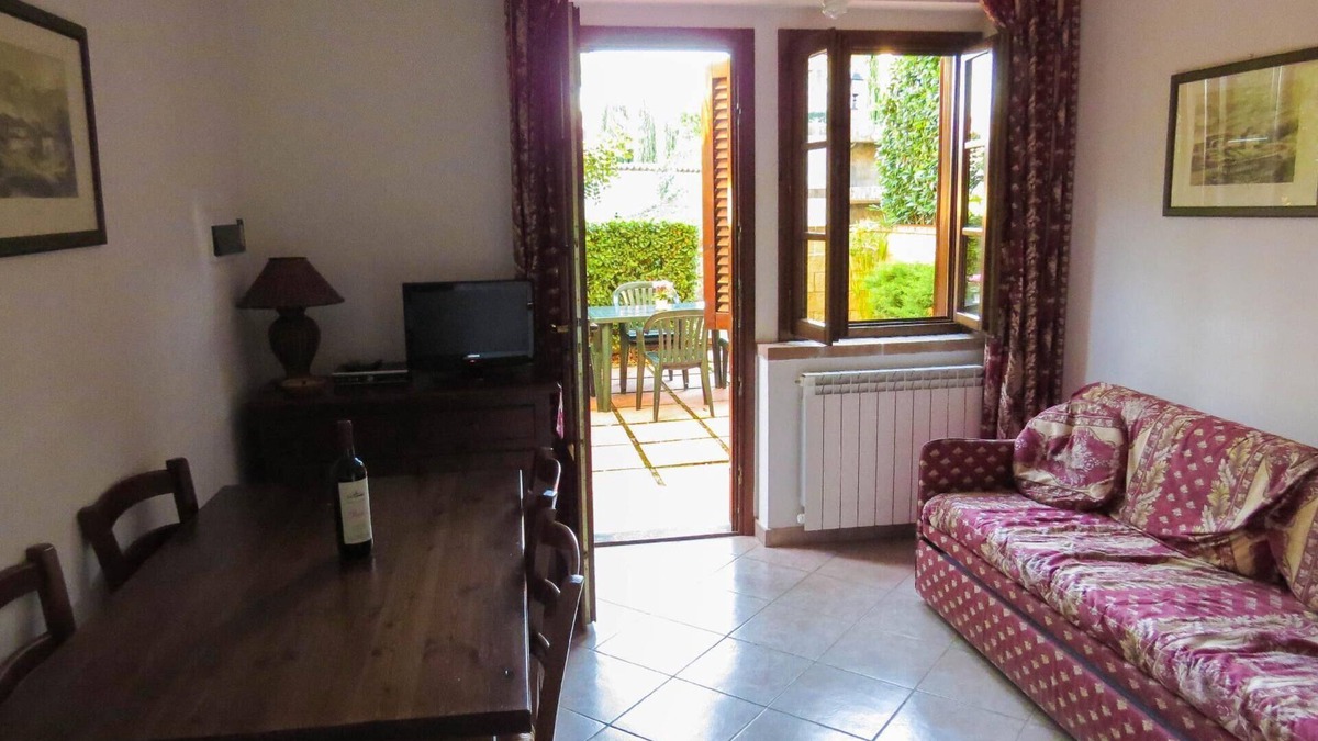 Pomaia Apartment | Holiday apartment Pomaia for 1 - 4 persons with 1 bedroom - Holiday apartment