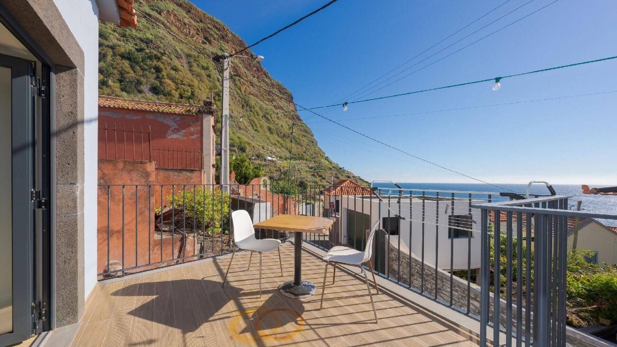 Jardim do Mar Apartment | Holiday apartment Jardim do Mar for 1 - 2 persons with 1 bedroom - Twin house