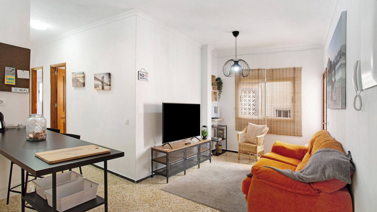 Ingenio Apartment | Holiday Apartment "Sarah's Kite 2 Playa Del Burrero" with Sea View, Terrace & Wi-Fi