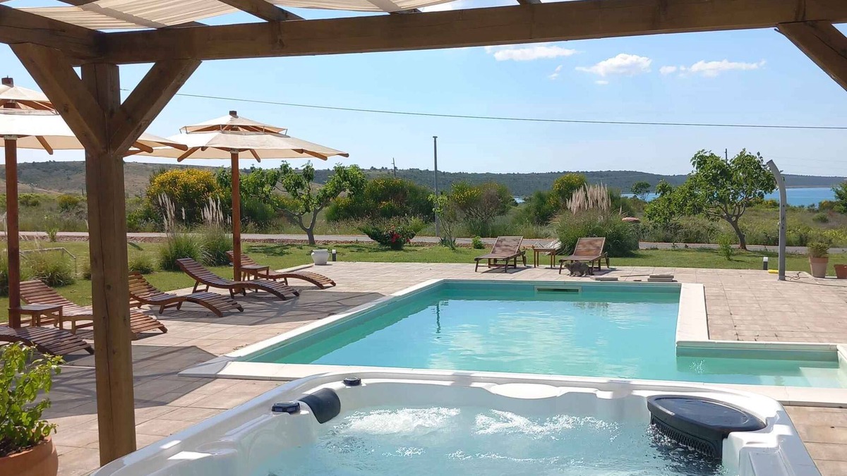 Ljubac Apartment | Holiday apartment suitable for families with children