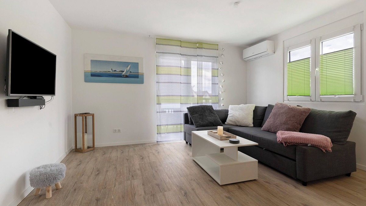 Heiligenzell Apartment | Holiday Apartment Upper Floor with Private Garden, Wi-Fi and Air Conditioning