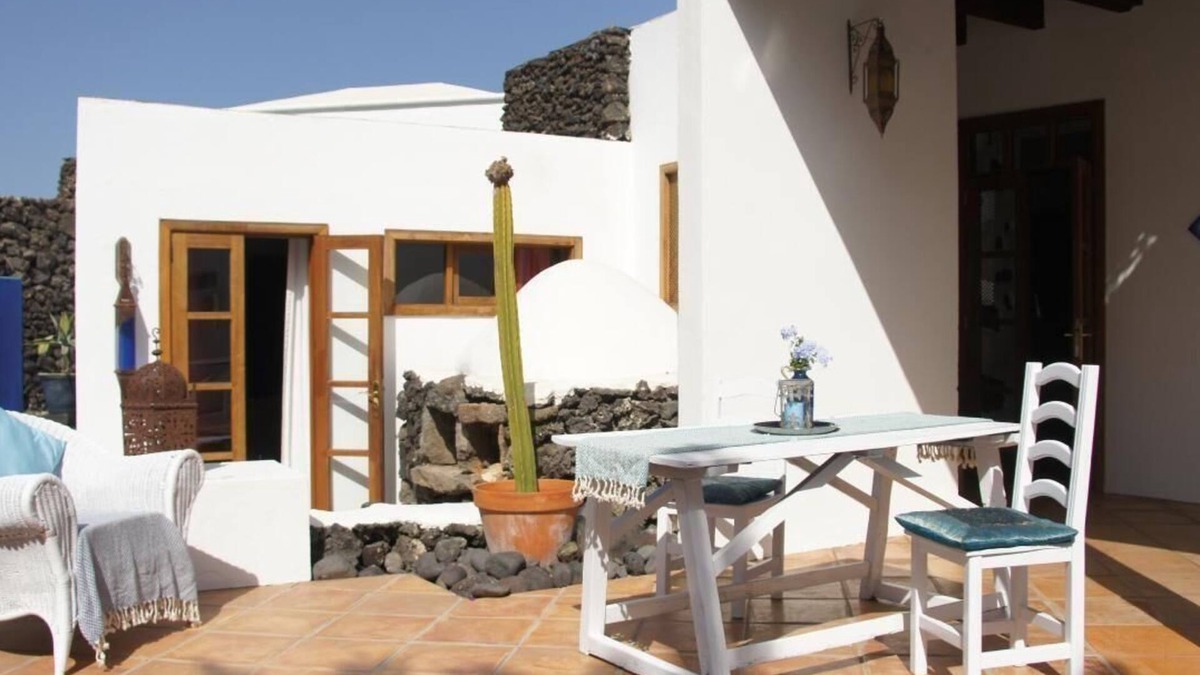 Uga Apartment | Holiday apartment Uga for 1 - 2 persons with 1 bedroom - Casa Rural