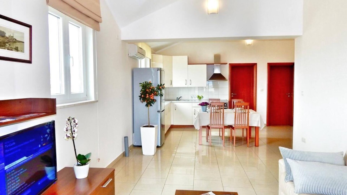 Vantacici Apartment | Holiday apartment Vantačići for 1 - 6 persons with 2 bedrooms - Holiday apartment