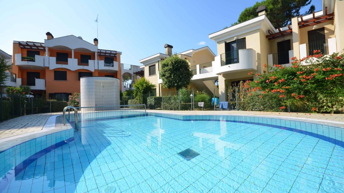 Bibione Pineda Apartment | Holiday apartment with garden and air conditioning