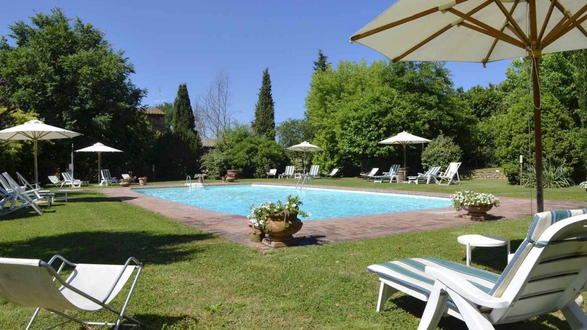 San Pietro a Cegliolo Apartment | Holiday apartment with outdoor pool and WiFi