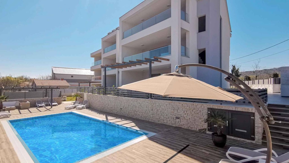 Silo Apartment | Holiday apartment with use of pool