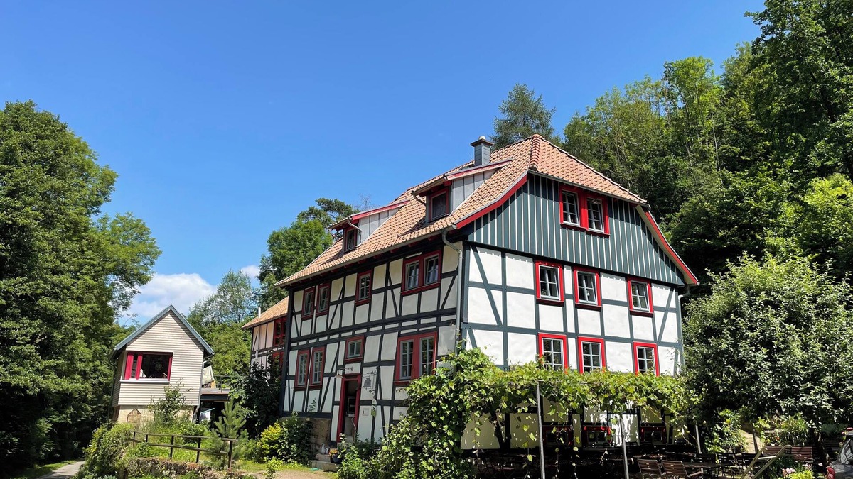 Heringen Apartment | Holiday apartment with sauna & café in old mill