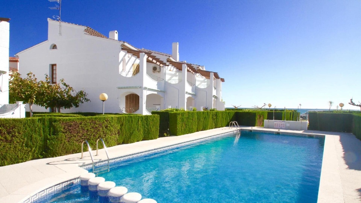 L'Hospitalet de l'Infant House | Holiday house Hospitalet del Infante for 1 - 6 persons with 3 bedrooms - Holiday home