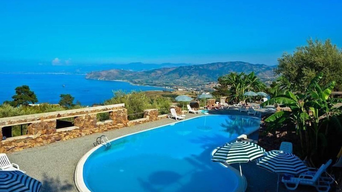 Gioiosa Marea Apartment | Holiday flat 'Benincasa C