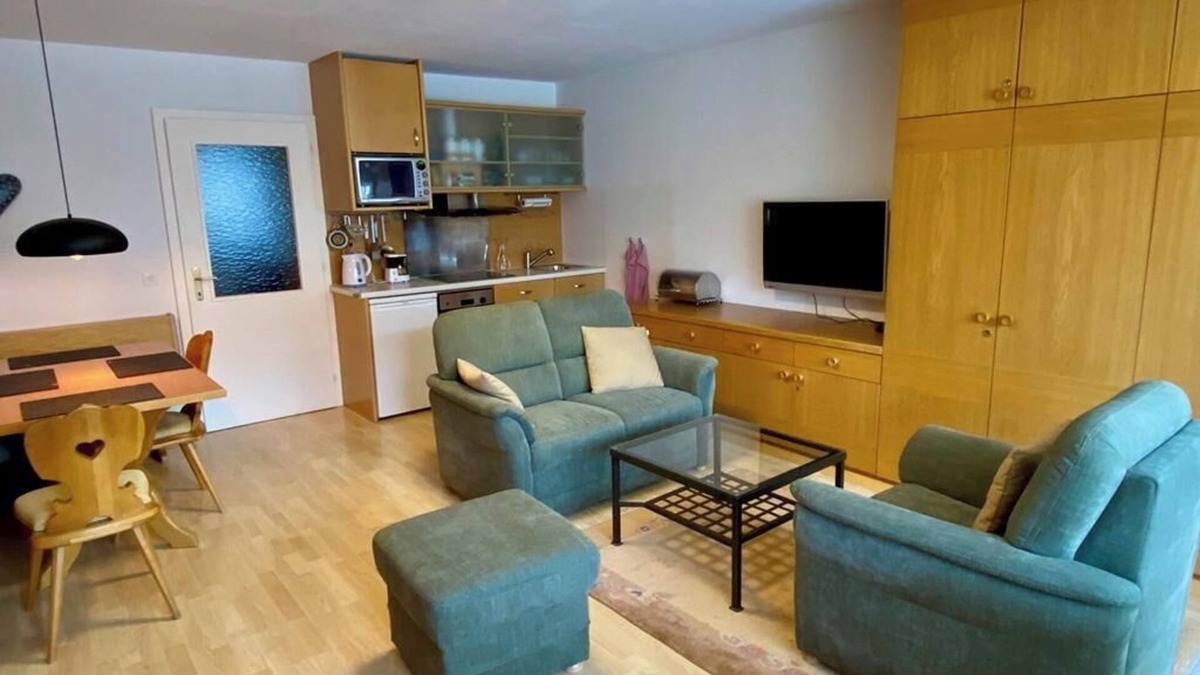 Seefeld in Tirol Apartment | Holiday flat 'Haus Excelsior Top 6' with balcony and WLAN