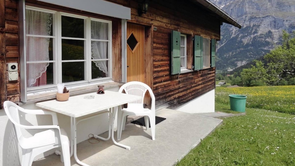 Grindelwald Ski Chalet | Holiday flat in the green