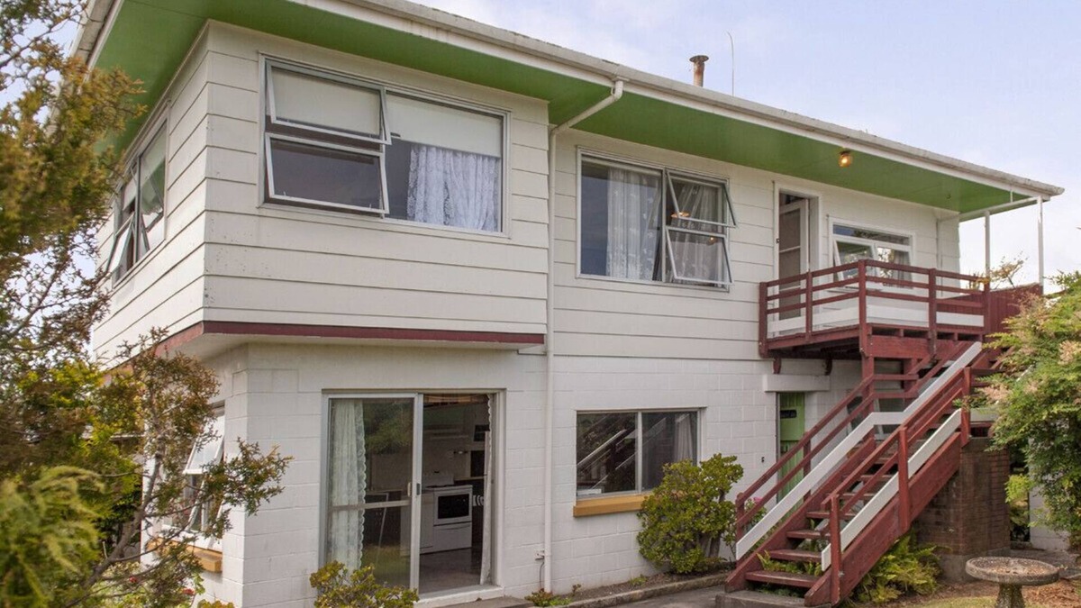 Whitianga Cottage | Holiday Haven - Whitianga Bach