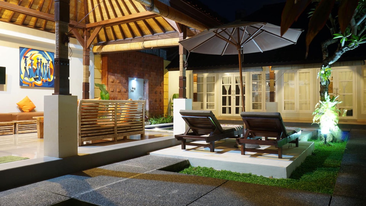 Sunset Road Villa | Holiday Heaven At Great Location