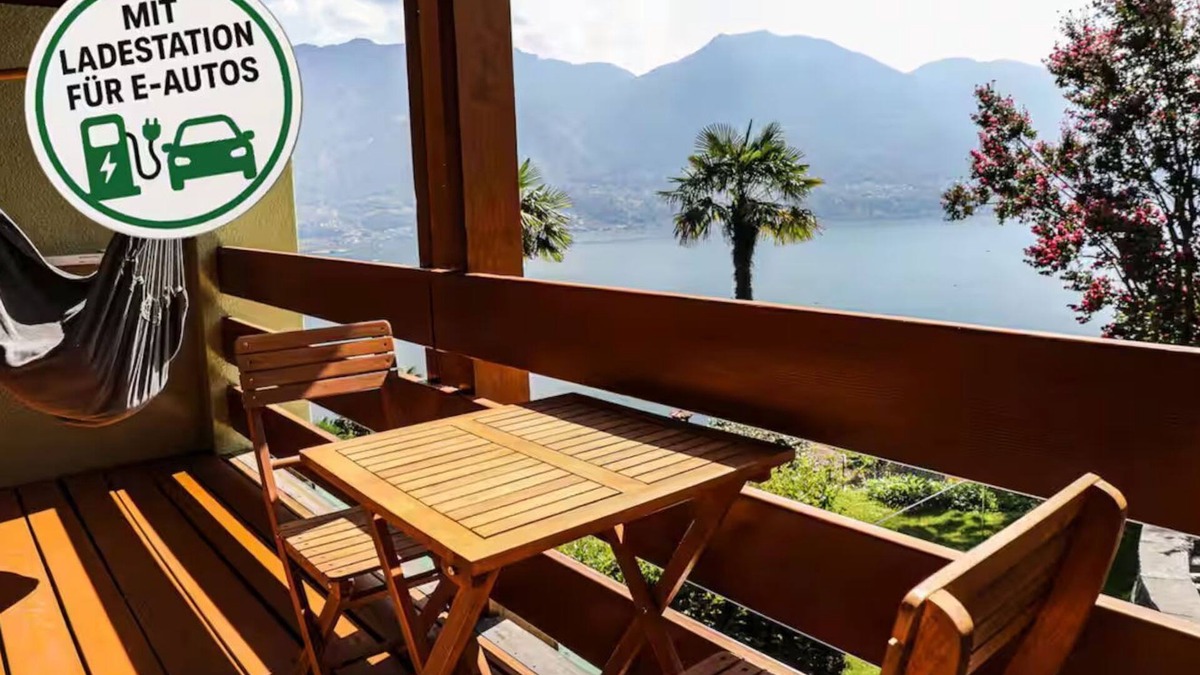 Minusio House | Holiday house Brione sopra Minusio for 1 - 5 persons with 2 bedrooms - Row house