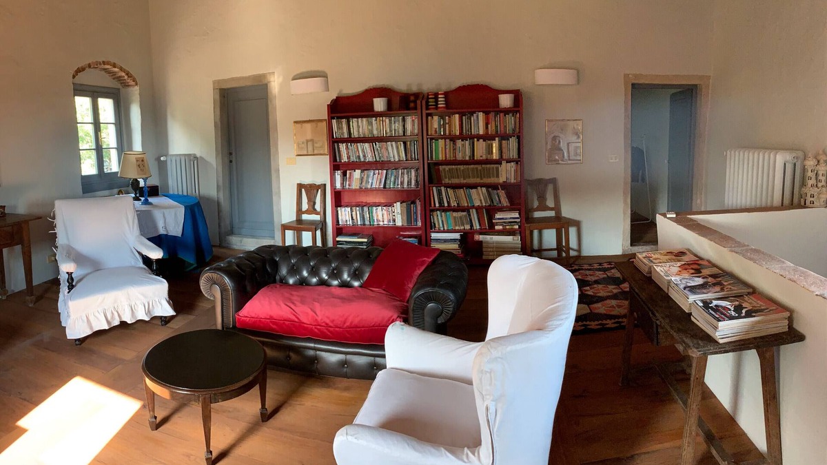 Barberino di Mugello House | Holiday Home 'Antico Casale Del Pozzo' with Private Terrace, Wi-Fi and Air Conditioning