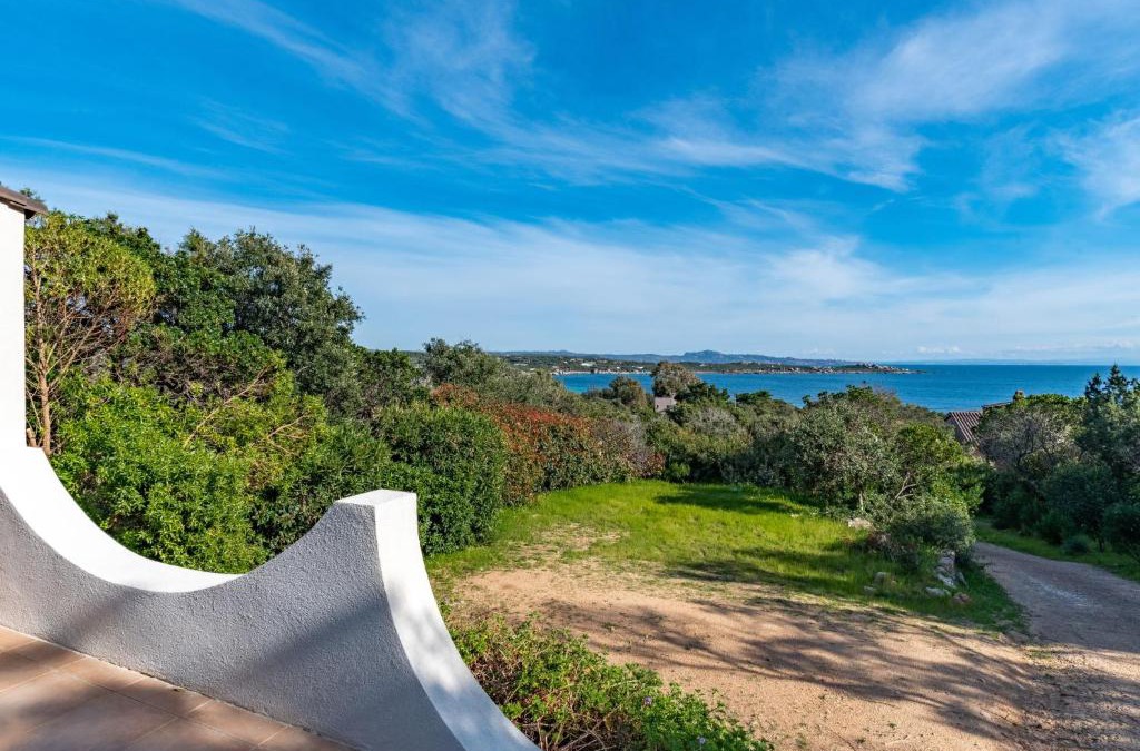 Pianotolli-Caldarello House | Holiday Home Villa Bruzzi by Interhome